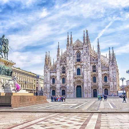 Urban District Apartments - Milan Old Town Central 2 Br Екстер'єр фото