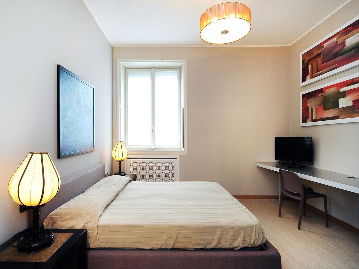 Urban District Apartments - Milan Old Town Central 2 Br Екстер'єр фото